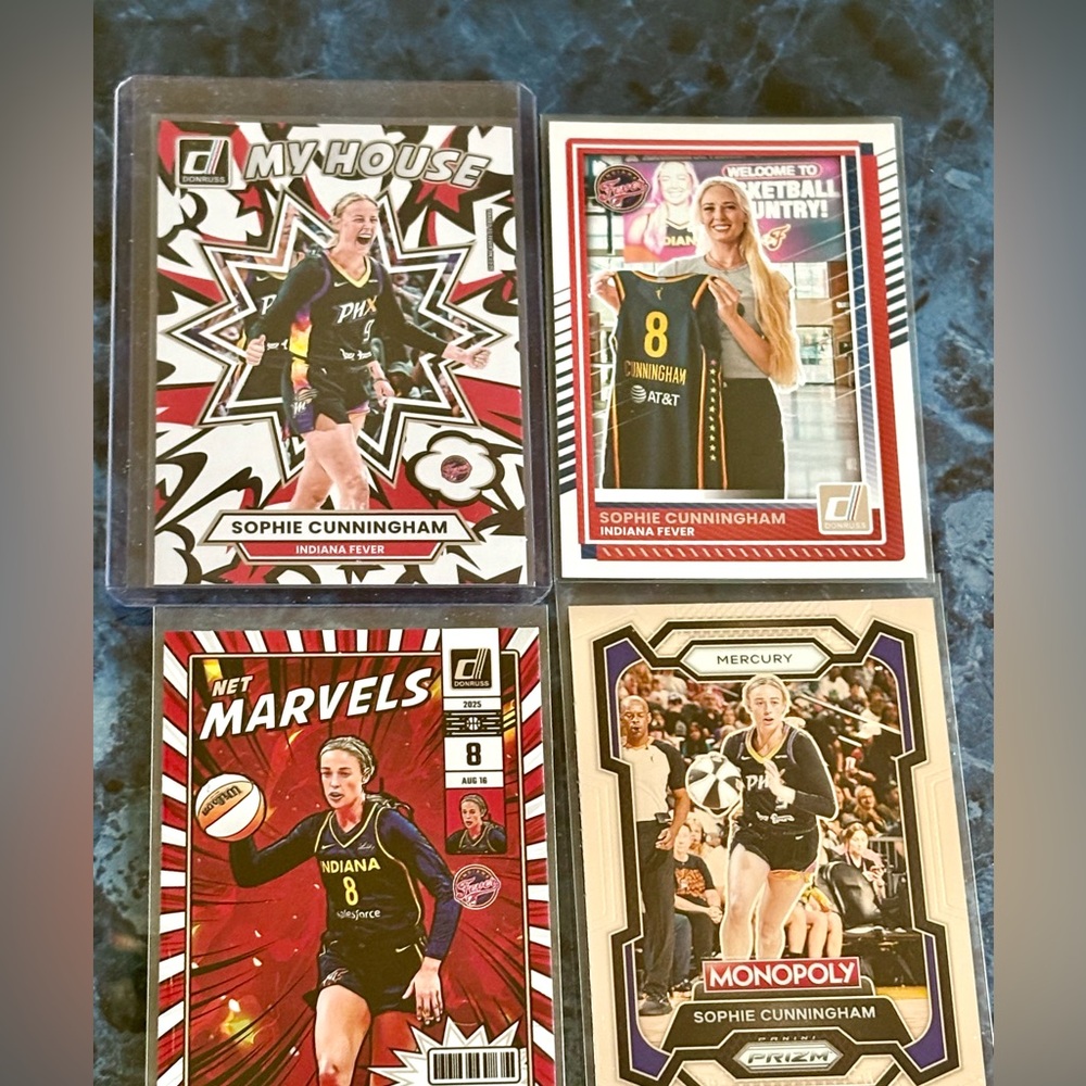 Sophie Cunningham Basketball Cards